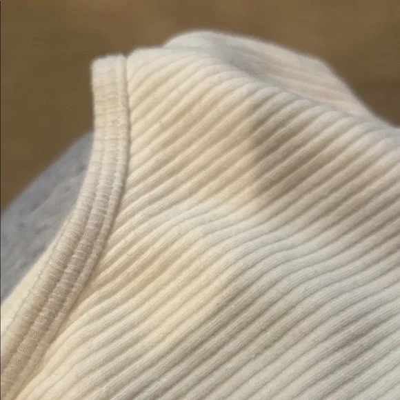 Old Navy Cream Ribbed Bodysuit - Picture 4 of 4